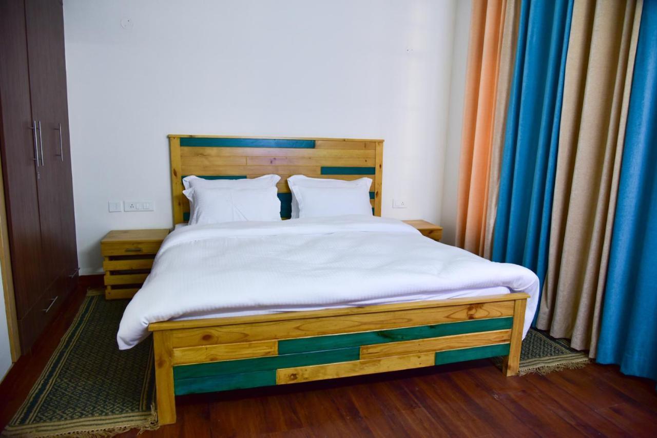 Spangle Heights Shimla, Suites And Residences Экстерьер фото