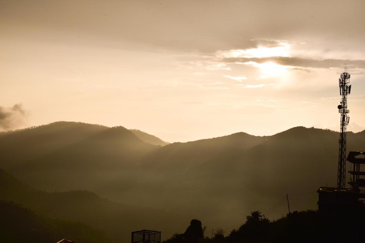 Spangle Heights Shimla, Suites And Residences Экстерьер фото