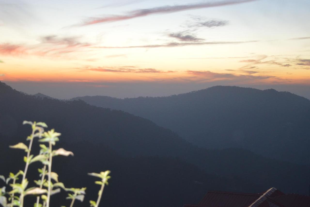 Spangle Heights Shimla, Suites And Residences Экстерьер фото